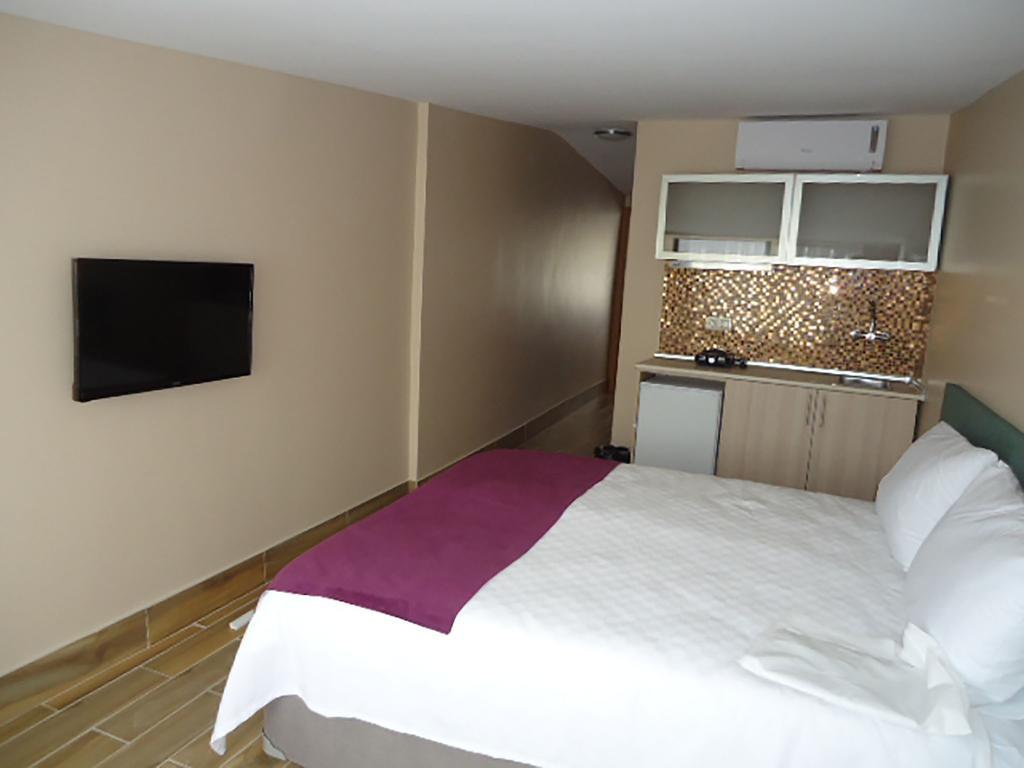 Apart 57 Taksim Harbiye Istanboel Buitenkant foto